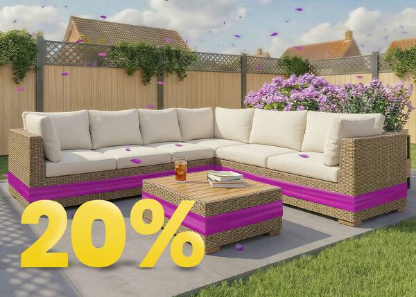 Garten-Lounge-Sofa mit Couchtisch und Getr&auml;nken, mit deutlich sichtbarem &bdquo;20 % Rabatt&ldquo;.