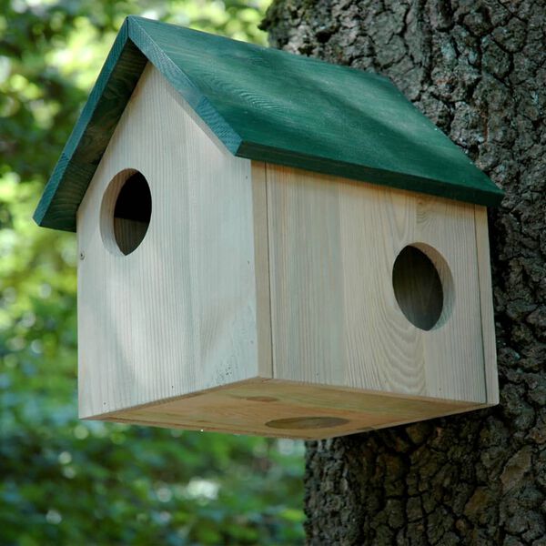 dobar Eichh&ouml;rnchenhaus mit 3 Eing&auml;ngen Natur und Gr&uuml;n