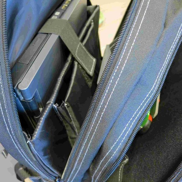 Toolpack Werkzeug-, Notebook- und Tablet-Rucksack Estimate 360.087