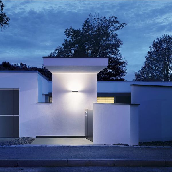 Steinel Designer Au&szlig;enleuchte mit Bewegungsmelder L 810 LED iHF