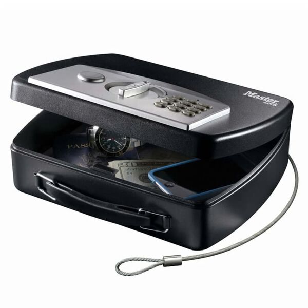 Master Lock P008EML Kleine Schlie&szlig;kassette mit digitaler Kombination