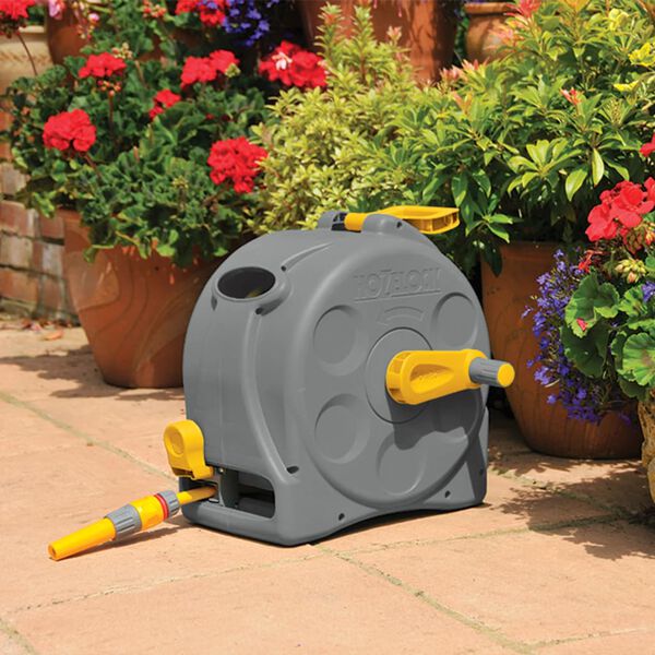 Hozelock Schlauchaufroller Freistehend/Wandmontage mit 25 m Schlauch