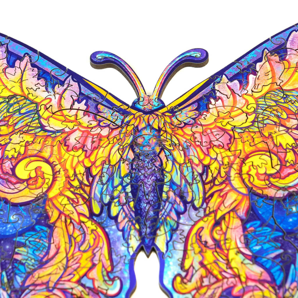 UNIDRAGON 199-tlg. Holzpuzzle Intergalaxy Butterfly Medium 32x23 cm